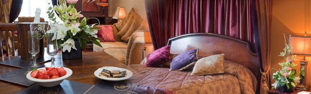 Canal Court Ньюрі Екстер'єр фото