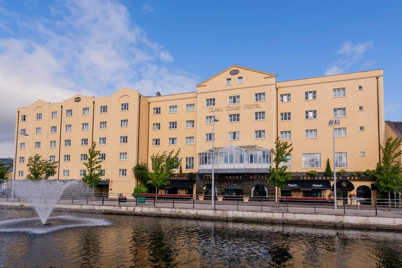 Canal Court Ньюрі Екстер'єр фото
